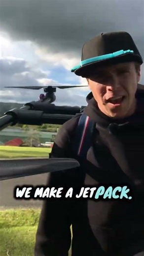 FLIGHT PACK: DANGEROUS?? 🚧🚧 #jetpack #rocketpack #flightsuit