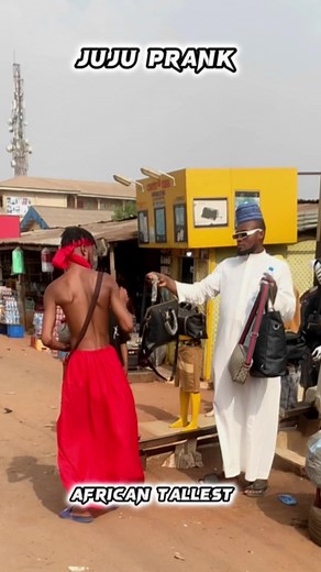 180K views · 10K reactions | JUJU PRANK藍藍藍 #prank #pranks #foryou #comedy #explore #prankvideo #prankster #pranking #pranked #comedyvideo #naijacomedies #naijacomedyskit #foryoupage #ghanatiktok #naijatiktok #goviral #makemefamous #makemeviral | African Tallest | Facebook