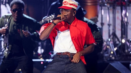 A look back at 2025’s chart-toppers and best songs | PBS News Hour