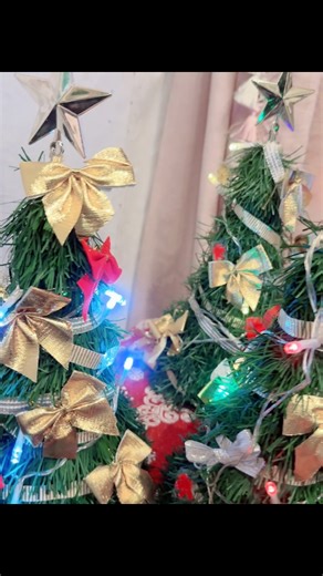 Happy holidays✨🎄tapos na magdecor decor😊next naman general cleaning bago mag bagong taon😅 #christmasdecor #makingmemories #contentcreator #christmastree #Holidays #highlights #foryoupagereels #StarsEverywhere #followers #nonfollowersviewers #reelsvideoシ #support | Yhang Gangawan-Sequitin