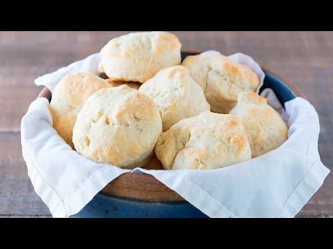 How to Make Flaky Old Fashioned Biscuits