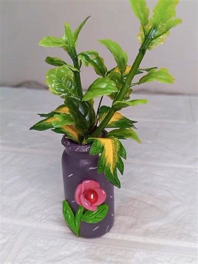 Mini Vase Making Ideas 🌷 #home decor#creativeart#miniatureart #painting ideas#shabs art