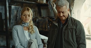 Сериал Кто ты? — смотреть 15 серию онлайн (эфир от 29.11.2018)