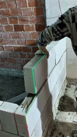 ​📐⚙️ High-Precision Laser Level Guide for AAC Block Masonry