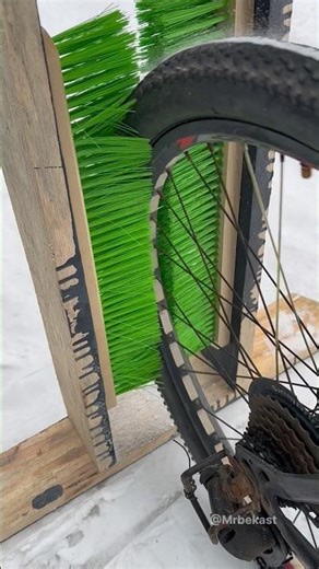 Next-level bike wheel cleaning tool