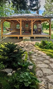 Experience the Charm of an 1800s Rustic Log Cabin | Amazing Log Cabins