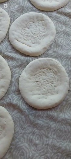 How Central Asian Tandoor Bread is Made inside a Clay Oven! 🌋