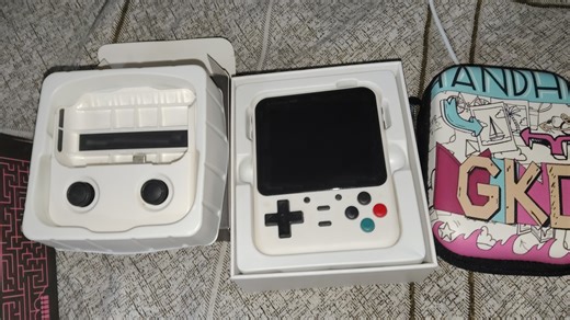 320元全套直接开玩！GKD Mini Plus 复古掌机完整上手测评