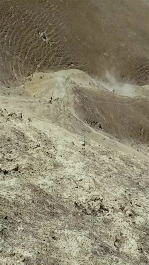 Massive dirtbike hill climb! #dirtbike #motocross #mx #ktm #enduro #moto #stroke #motorcycle #dirtbikes #yamaha #honda #offroad #bikelife #supercross #motolife #motocrosslife #bike #dirtbikelife #yz #cc #racing #bikeclimb #roadbikelife #bikeadventure #bikeclimbing | Off Road