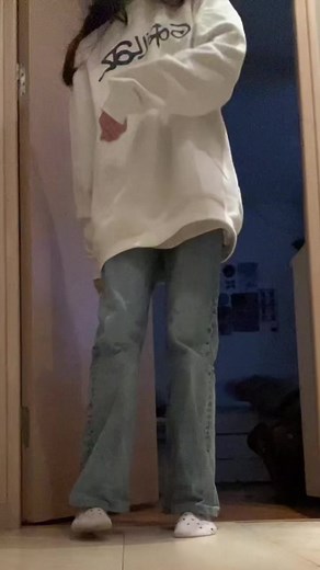 Goofy ahh dancing 😞#gorillaz#handm #gorillazmemes #fy #idk #imgoinginsane #demondays #jaimehewlett #damonalbarn#clothing