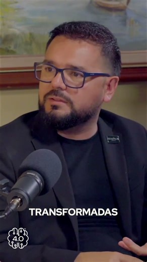 Líder vs. Gerente: ¿Qué Necesita Tu Empresa? ¡Descúbrelo! #shorts