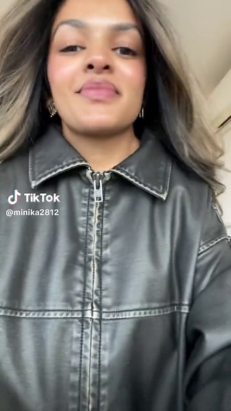 Autumn inspired office OOTD 🍂🍂🍁🍁🤎🤎🤎🥹 #officeoutfit #whatiwore #ootdfashion #fashiontiktok #melbournefashion #ootd #fashiontiktoks