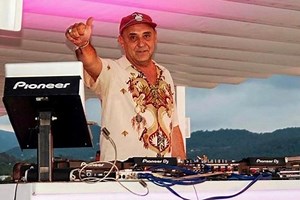 Dj José Padilla, ícone das festas em Ibiza, morre aos 64 anos