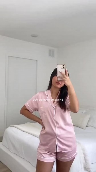 Spend the morning with me 💕 #morningroutine #aesthetic #sleepwear