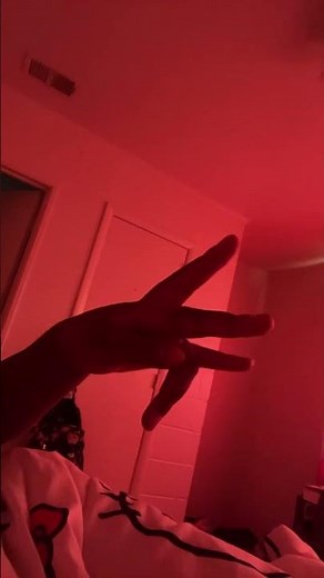 Tutorial on how to do the 67 sign ￼