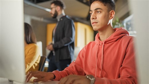 Mastering the college application process