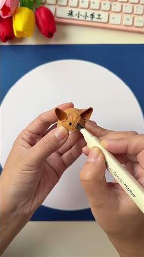 Use walnut shells to make cute little mice #parent-child handicrafts #diy #creative