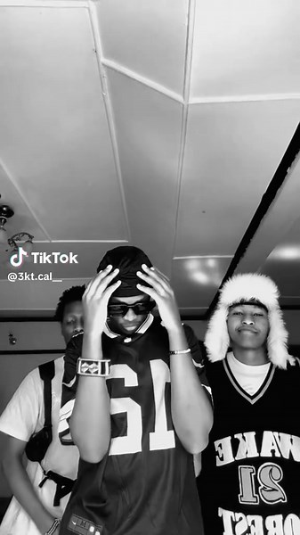 3kt.cal__ (@3kt.cal__)’s videos with original sound - 👑𝕂𝕚𝕗𝕠𝕥𝕠👑🥷