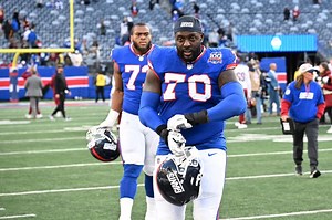 Evan Neal expected to start at right tackle for Giants in offensive line shakeup