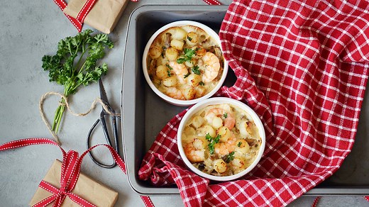 Cassolette de Saint-Jacques aux crevettes et aux champignons