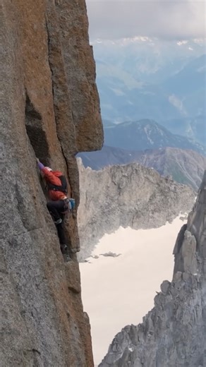 Arkose | Cap ou pas Cap ? Découvrez le film réalisé par @jerometanon, qui retrace l’ascension incroyable de @solennepiret sur le Grand Capucin :... | Instagram