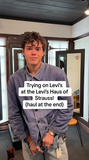 Trying on Levi’s at the Levi’s Haus of Strauss! (Haul at the end)
