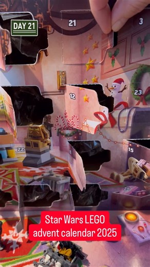 (OK, I’m behind posting these🫣) Day 21 of the Star Wars advent calendar 2025! La’al Nell has her Christmas jumper on! A trickier build this one, a probe droid! At least La’al Nell’s jumper is appropriate ❄️ #minifig #legostarwars #starwarsadventcalendar #starwars #lego | Ellen Rando Girl