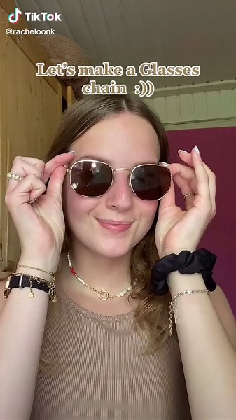 DIY Glasses Chain Tutorial in Sunny Weather ☀️