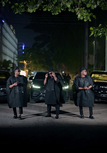 Stepping into 2025 like.. 💣🖤 #happynewyear