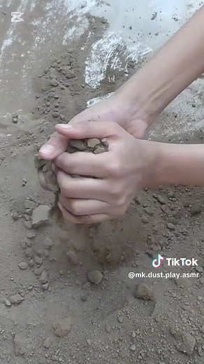 Damn relaxing Dust play 🤤❤️ watch full vedio on https://youtu.be/cJz3LGUGVLU?si=KkKozfKrnkPRlSci #crumbling #dustplay #foryou #fyp #viralvedio #crunchy #crunchycrumbling #anxietyrelief #relaxing #peacefull #support