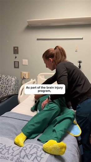 How the Hoyer Lift Helps Patients