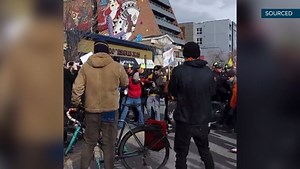Calgary counter-protesters question police use of force - CityNews Calgary