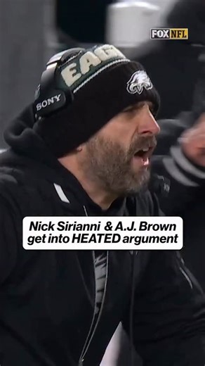 A look at the exchange between AJ Brown and Eagles HC Nick Sirianni on the sideline. | NFL on FOX