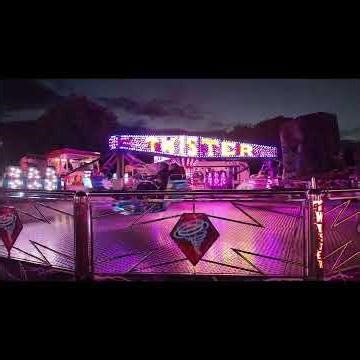 Twister Lincoln Funfair September 2025 00222984