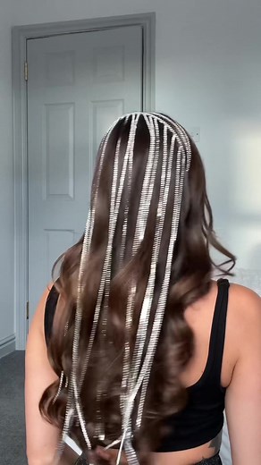 Party Hairstyle Tutorial for New Year's Eve