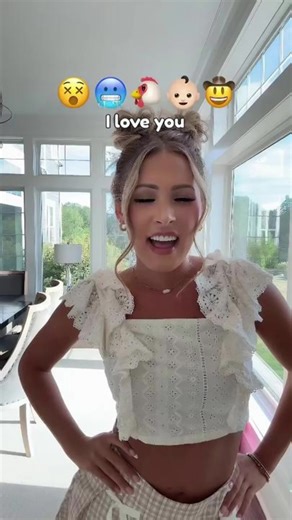 “LOOKING FORWARD TO IT” EMOJI ACTING CHALLENGE 🎭 #funny #acting #emoji #purplestar #challenge