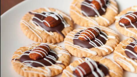 Top 10 foods to try in Switzerland