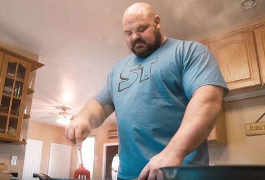 What Brian Shaw's 12,000-Calorie Diet Looks Like | BarBend