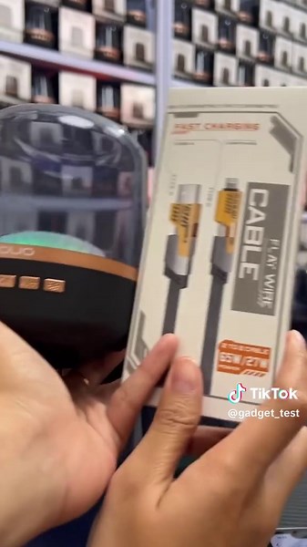 KOUO Kabel 4 in 1 Charger dan Pemindahan Data USB Lightning TIPE-C Unutk Komputer HP Laptop Tablet Kabel Sesuai Kebutuhan