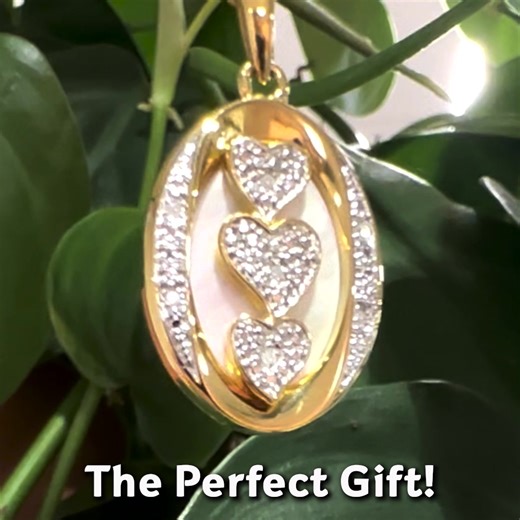 See how a one-of-a-kind diamond necklace is handmade just for her... | The Danbury Mint
