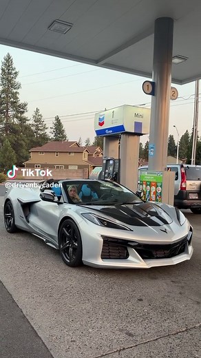 2024 Chevrolet Corvette C7 vs C8: Stingray & Z06 comparison
