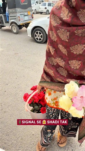 kabhi kabhi woh sirf apni zindagi ka sab se mushkil din jee raha hota hai 💔 Aaj ek phool bechne wali ladki sirf content nahi bani… woh dulhan bani. Aur hum sirf ek reel nahi bana rahe thay… hum kisi ke khwab ka chhota sa hissa ban gaye thay ✨ Yeh kahani sirf ek makeover ki nahi… yeh kahani insaniyat, trust aur umeed ki hai. Allah bohot bara hai… woh kisi ko zyada dair mayoos nahi dekhta 🤍 Kashee’s — where dreams find their moment. #EmotionalStory #BridalMakeover #FlowerSellingGirl #Kashees | K