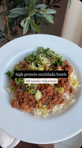 MACROS RECIPE 👇🏼 🌶️Enchilada Bison 2.5 lbs ground bison 1 jar (15 oz) enchilada sauce - I used the Siete brand Cook the meat on medium to medium high heat until browned and crumbled. Add the sauce and stir, continue to heat until warmed. 1 cup serving enchilada bison: 360 calories 7.5g carbs 19g fat 40g protein 🍚BONE BROTH RICE 2 1/4 cups basmati rice 32 oz organic chicken bone broth Light spray of avocado oil Add the rice and broth to an instant pot with a light spray of avocado oil, mix, a