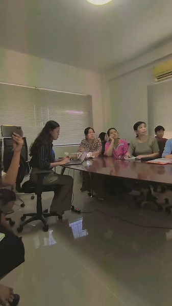 Nat ray ERP project တစ်ခု အတွက် testing လုပ်ရန် နှင့်လိုအပ်တဲ့data များကို ထည့်ရန်အတွက် SSE မှ Client များဆီသို့ သွားရောက်ဆွေးနွေးထားတဲ့ ပုံရိပ်‌တွေပါရှင့်🤝😍 POS Software,ERP Software, Customized Software များနှင့် တစ်ခြားသော Management Software များကို ဝယ်ယူလိုသည်ဖြစ်စေ ၊အသေးစိတ်စုံစမ်းသိရှိလို့သည်ဖြစ်စေ👇👇 🏢Office Address No.(153),1st floor,Seikkanthar street (Lower Block), Kyauktada Township,Yangon. ☎️ Phone 09-784043109 09-947777940 📧 Mail admin@ssewebapp.com myattunoo1083@gmail.com သို