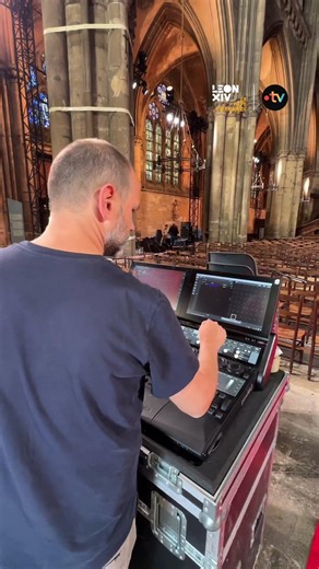 La cathédrale Saint-Etienne de Metz se prépare à accueillir le pape Léon XIV