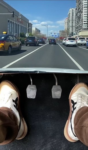 Today is a driving lesson for a manual transmission car! #driving #drivinginstructor #drivinglessons #drivingtest #drivingschool #drivingtips #drivinglicense #drivingskills #drivingJobs #drivingrange #car #howto #cartok #automotive #cars #carsofinstagram #carknowledge #carguy #fyp #viral #tips #BMW #manual #shorts #skills | Driving Car hacks