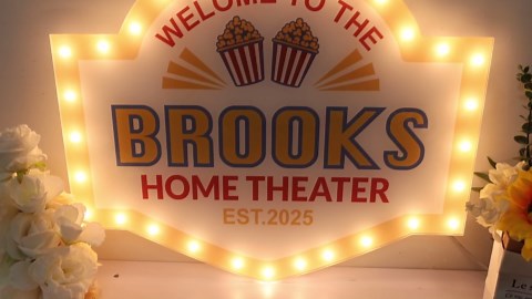 Custom Home Theater Marquee Light Sign, Large Personalized Family Name Light Up Cinema Sign for Family Movie Room Wall Decor, Customized Theater Bar Sign for Movie Night Party, Gift for Film Lovers