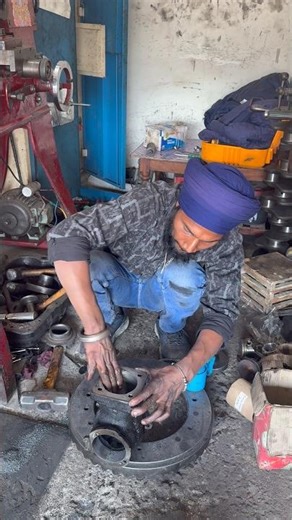 How to sleeve fitting to air compressor #shortsfeed #shorts #automobile #viral #jcb #cummins #tata