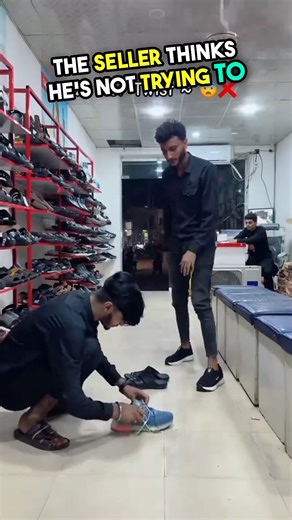 Prank on the Shoe Storekeeper 😂. #ShoeStorePrank #FunnyMoments #RetailReactions #OMG #usaviralreels #usaviral #usareels #viralreelsfb #trendingreels #shorts | Video Mingle