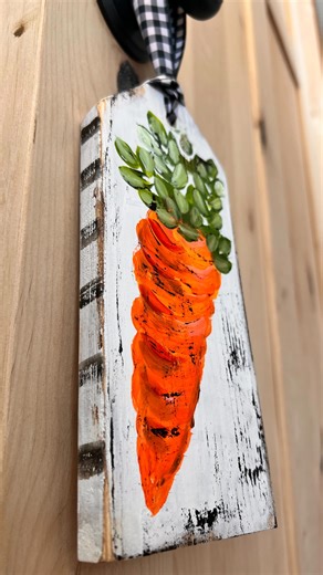 191 reactions · 28 comments | How to paint a fun carrot with a filbert brush! 凌凌 | Gin's Den Art | Facebook